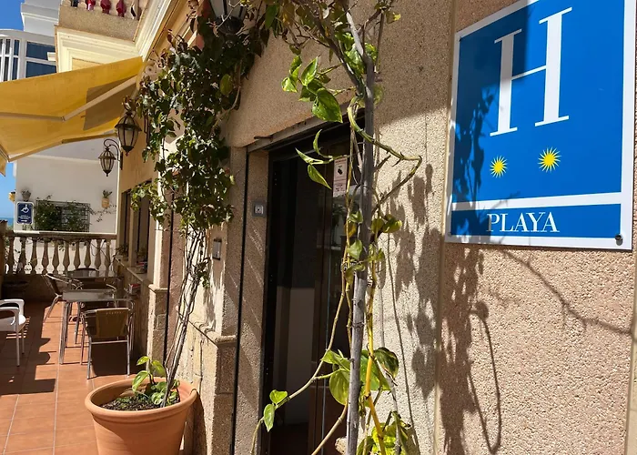 Hostal Restaurante Macavi